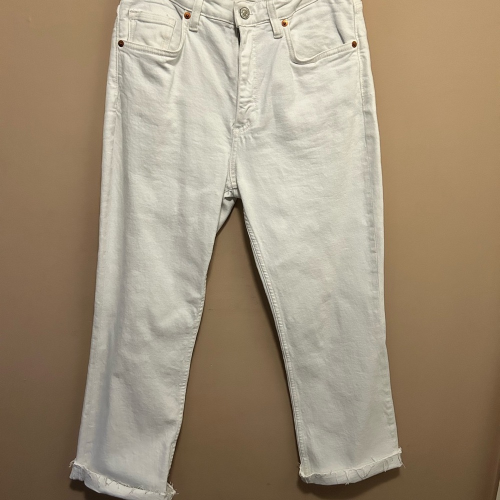 White Cropped Jeans